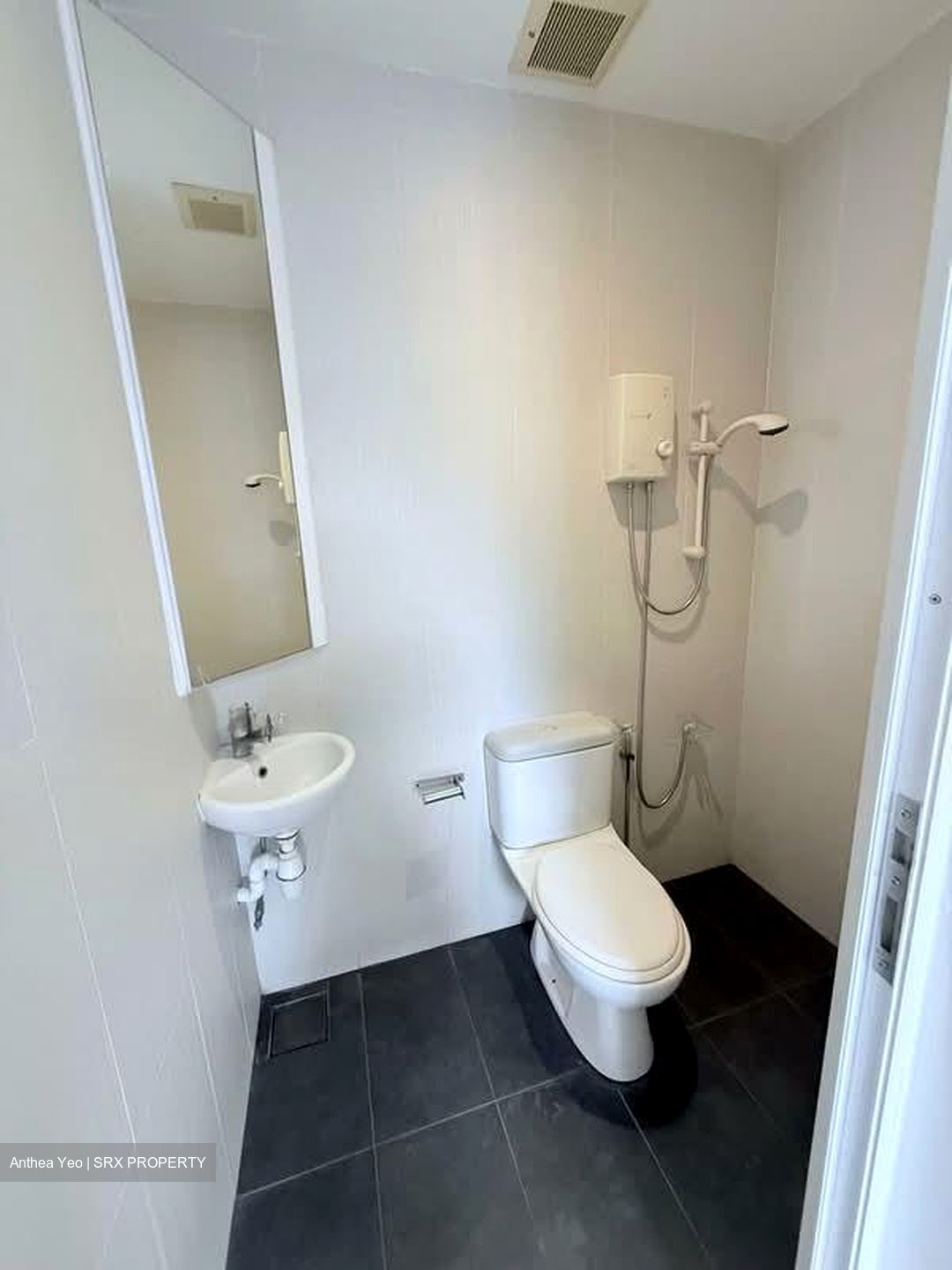 Bartley Rise Estate (D19), Terrace #566607341